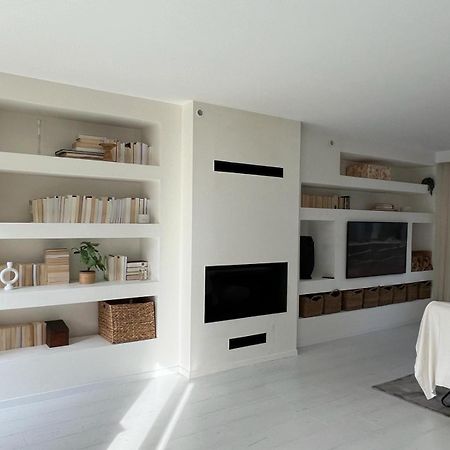 Maison Familiale, Belle Et Moderne Proche De Versailles Et Thoiry Maule Exteriör bild