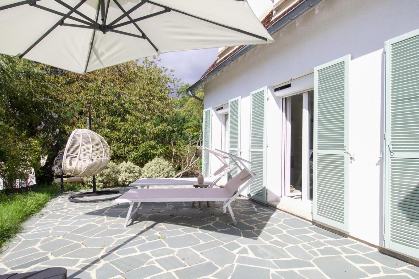 Maison Familiale, Belle Et Moderne Proche De Versailles Et Thoiry Maule Exteriör bild